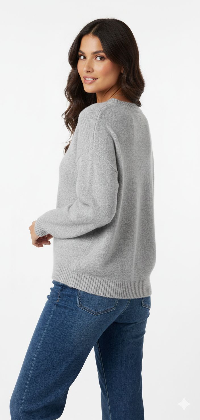 Fashionable Soft Pullover